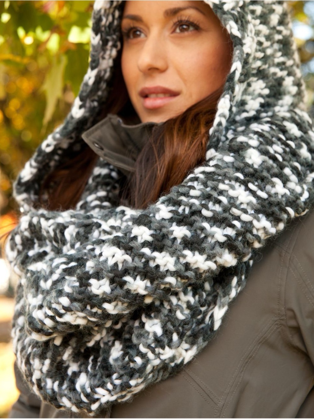 lululemon athletica Marled Hooded Infinity Scarf in Gray and White